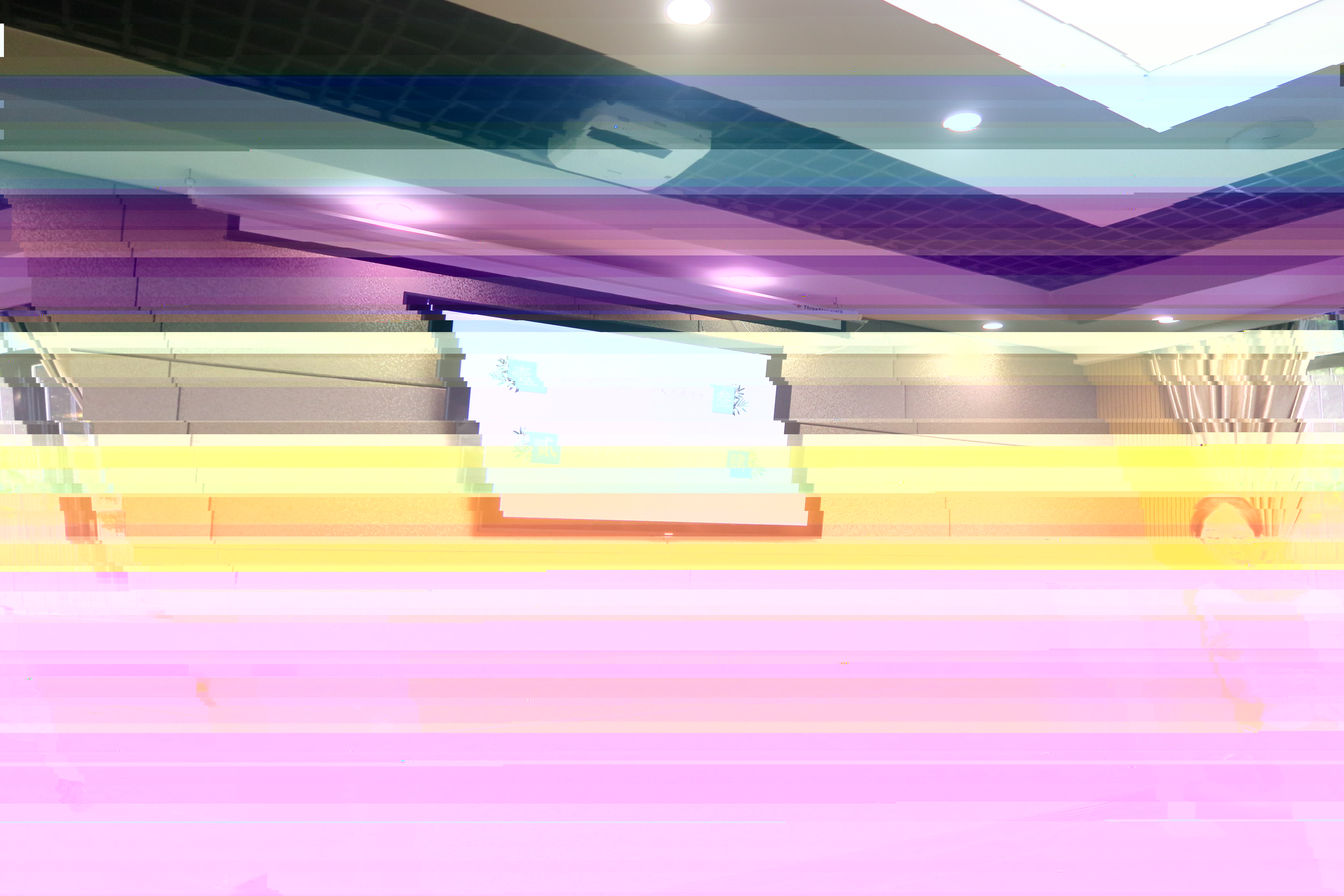 5218128293ee431f805ef3115179ae3a.Jpeg